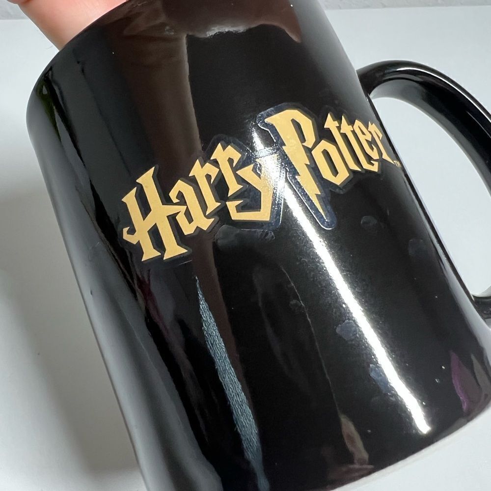 Universal Studios Wizarding World Of Harry Potter Hogwarts 12 Oz Coffee Mug Cup - Picture 4 of 4